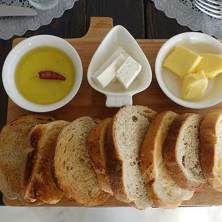 Limonlu Ev Ardic Hotel Alaçatı