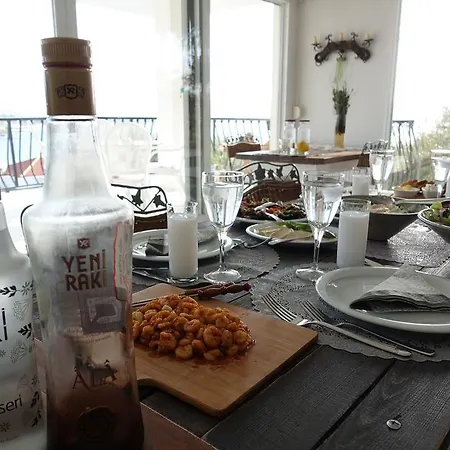 Limonlu Ev Ardic Hotel Alaçatı