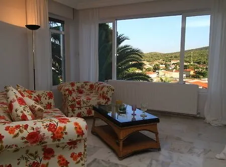 فندق Limonlu Ev Ardic ألاتشاتي
