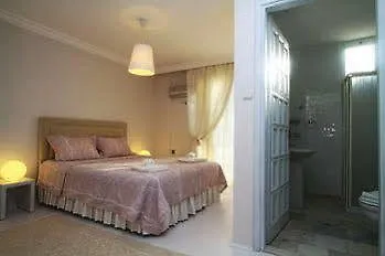 Limonlu Ev Ardic Hotel Alaçatı